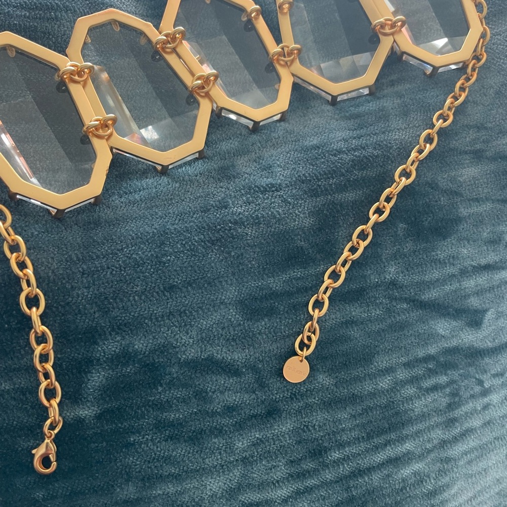 Chic Gold and Clear Geometric Necklace